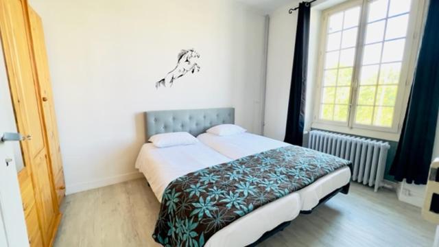 Hotel Au Petit Vivoin Extérieur photo